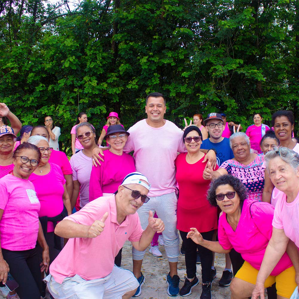 CREN realiza caminhada em alusão ao Outubro Rosa