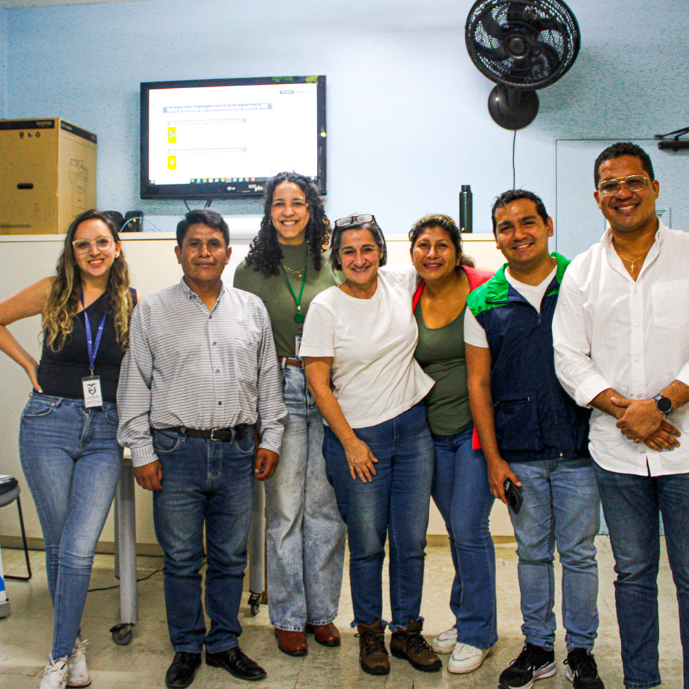 Consultoria Internacional: CREN recebe AVSI Ecuador